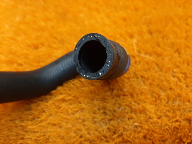 Патрубок системы охлаждения, 1000 рублей, Красноярск