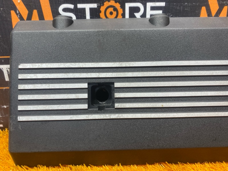 крышка двигателя, 1000 рублей, Красноярск