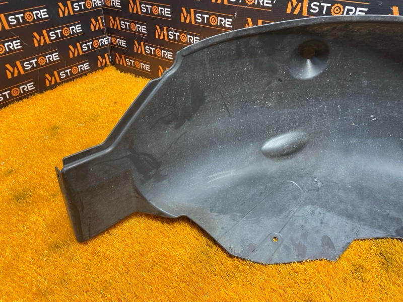 подкрылок, 1500 рублей, Красноярск