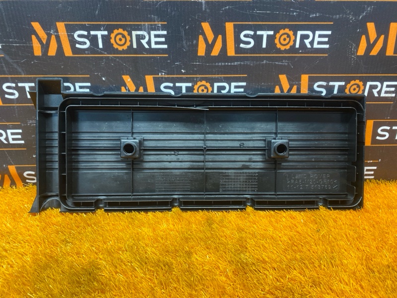 крышка двигателя, 1000 рублей, Красноярск