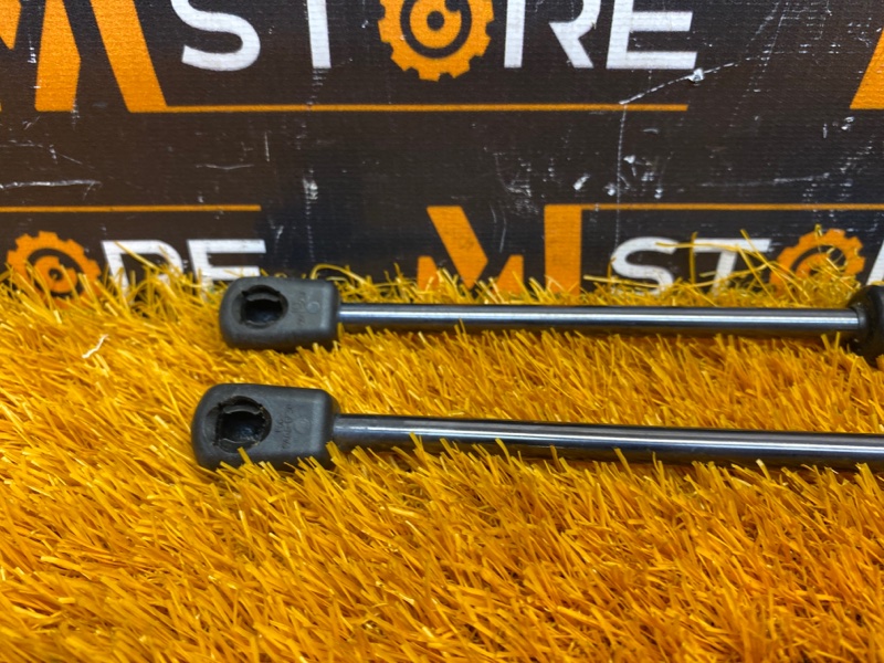 амортизатор капота, 1000 рублей, Красноярск