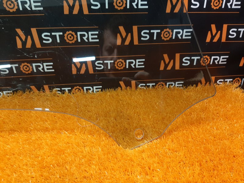 Стекло боковое, 1620 рублей, Красноярск