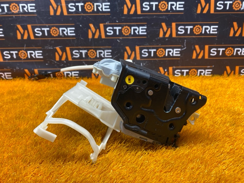 замок двери, 1000 рублей, Красноярск