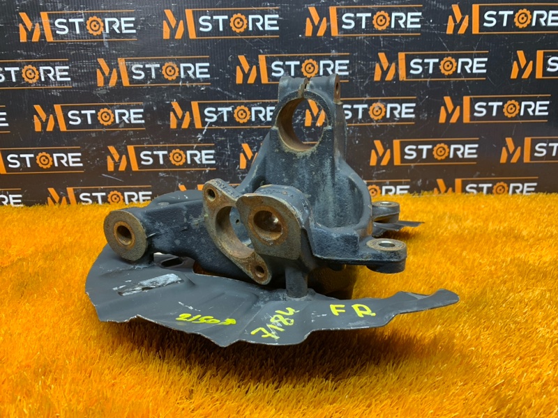 кулак поворотный, 2000 рублей, Красноярск