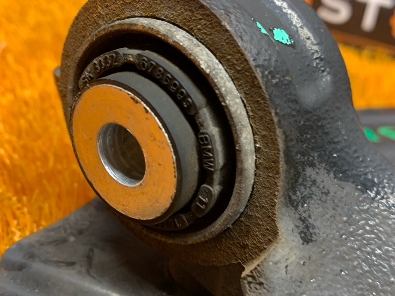 кулак поворотный, 2000 рублей, Красноярск