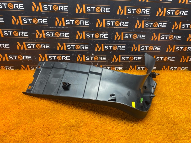 обшивка двери багажника, 510 рублей, Красноярск