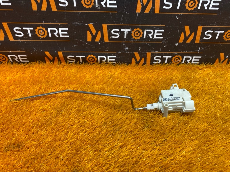 Замок лючка бензобака, 1040 рублей, Красноярск