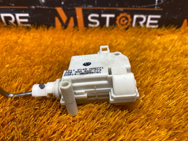 Замок лючка бензобака, 1040 рублей, Красноярск