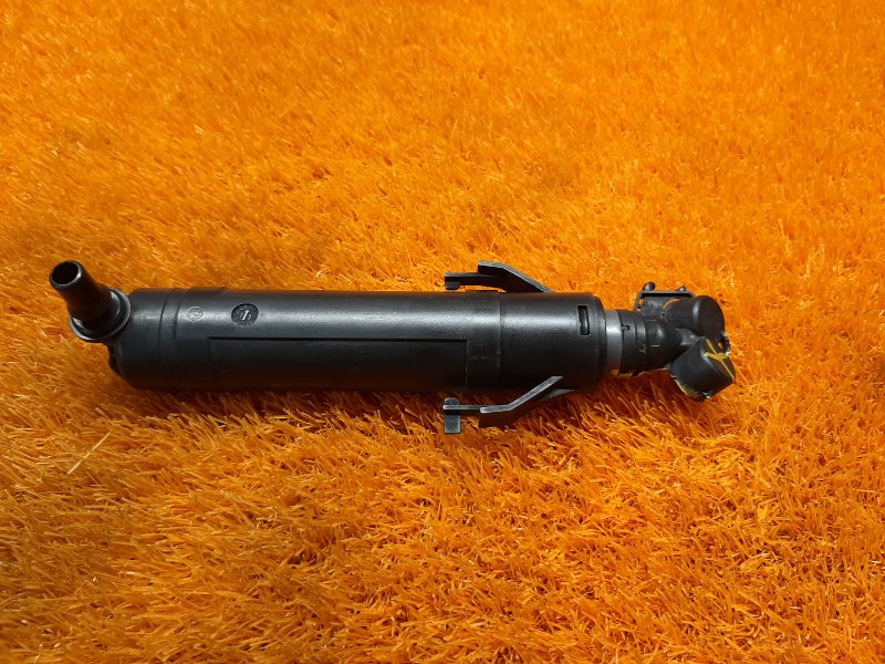 Форсунка омывателя фары, 1000 рублей, Красноярск