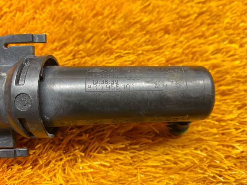 Форсунка омывателя фары, 1000 рублей, Красноярск