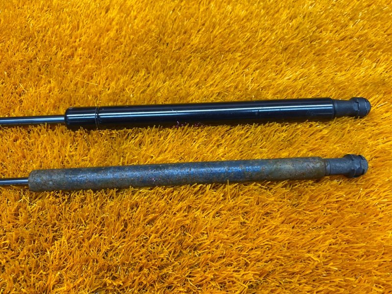 амортизатор капота, 1000 рублей, Красноярск