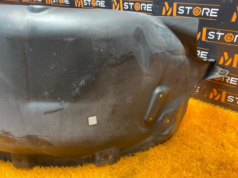 подкрылок, 1500 рублей, Красноярск