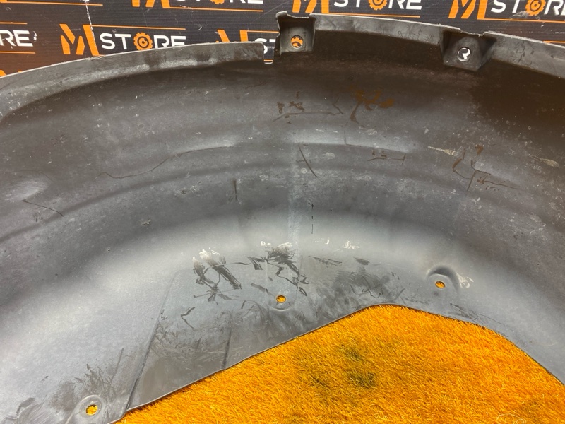 подкрылок, 1500 рублей, Красноярск