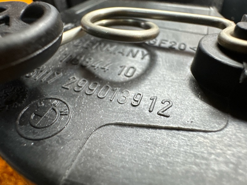 лючок бензобака, 1640 рублей, Красноярск