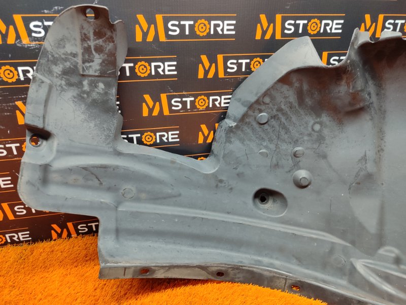 подкрылок, 1000 рублей, Красноярск