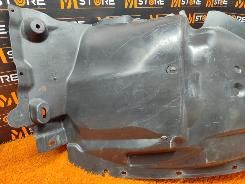 подкрылок, 1000 рублей, Красноярск