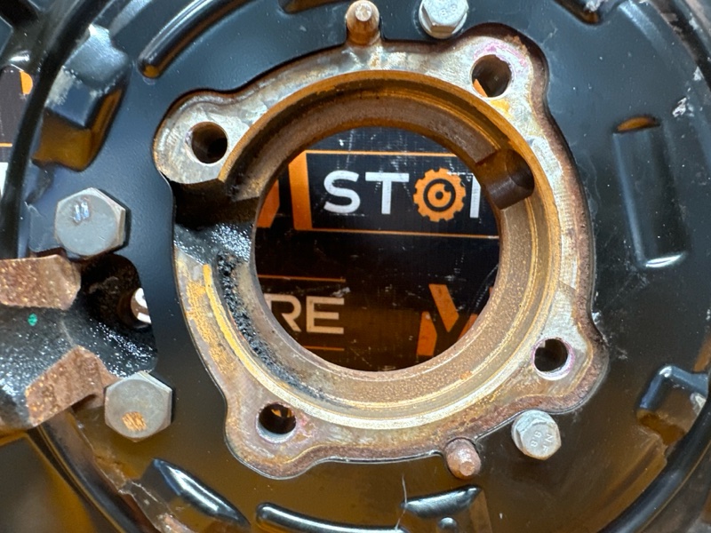 кулак поворотный, 1700 рублей, Красноярск