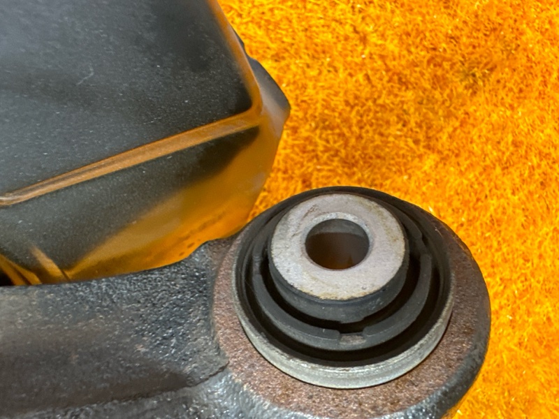 кулак поворотный, 1700 рублей, Красноярск