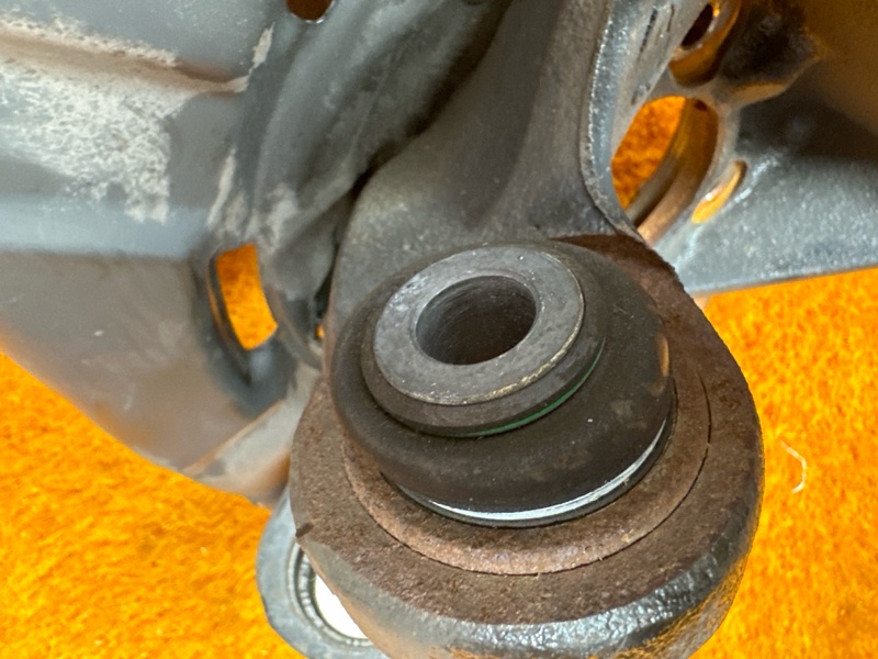 кулак поворотный, 1700 рублей, Красноярск