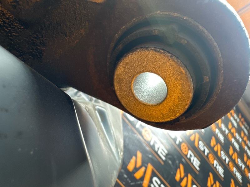 кулак поворотный, 1700 рублей, Красноярск