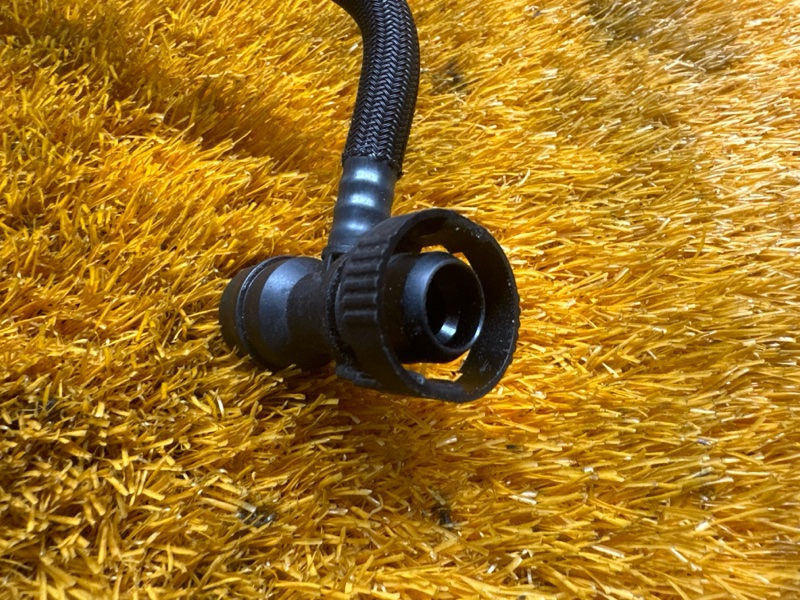 Патрубок картерных газов, 1000 рублей, Красноярск