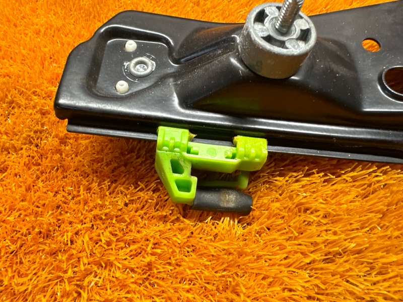 стеклоподъемник, 1000 рублей, Красноярск