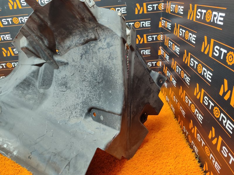 подкрылок, 1700 рублей, Красноярск