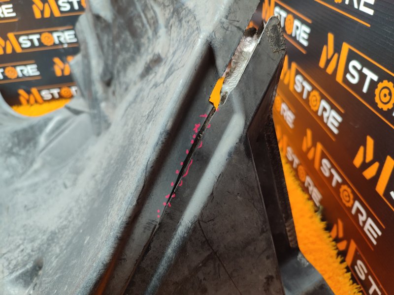 подкрылок, 1700 рублей, Красноярск