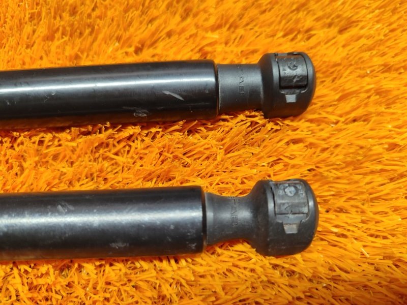 амортизатор багажника, 600 рублей, Красноярск