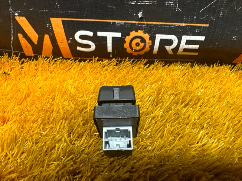 кнопка стеклоподъемника, 200 рублей, Красноярск