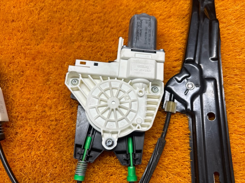 стеклоподъемник, 1000 рублей, Красноярск