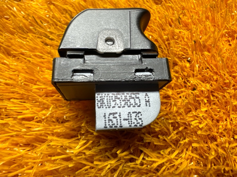 кнопка стеклоподъемника, 200 рублей, Красноярск