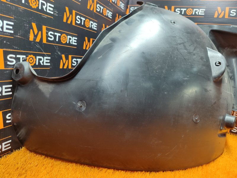 подкрылок, 600 рублей, Красноярск