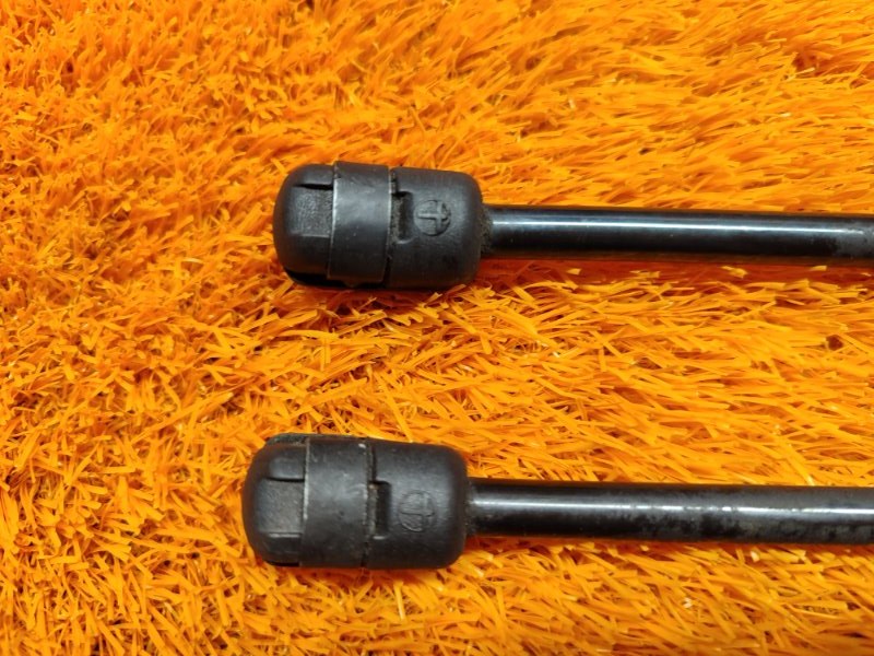 амортизатор капота, 500 рублей, Красноярск