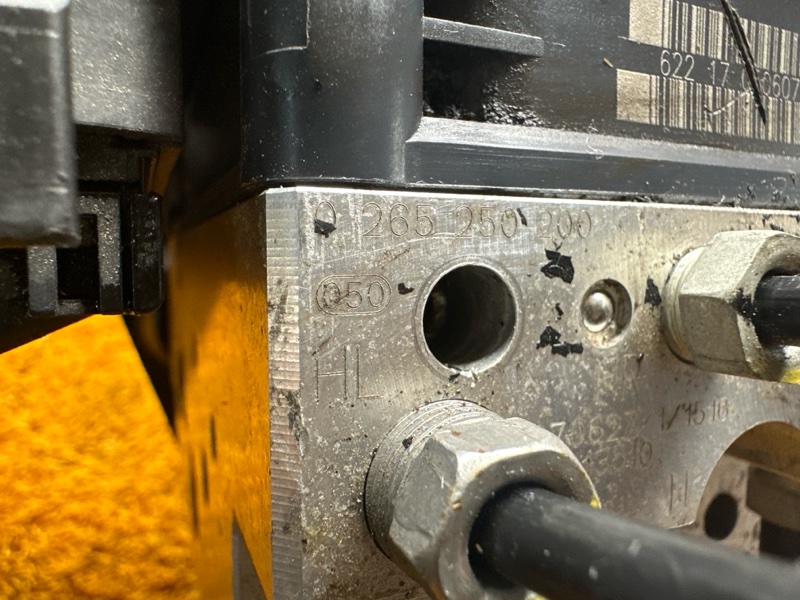 Блок ABS, 2560 рублей, Красноярск