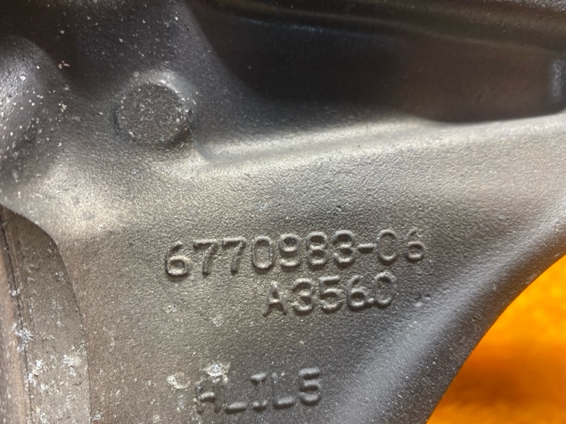 кулак поворотный, 840 рублей, Красноярск