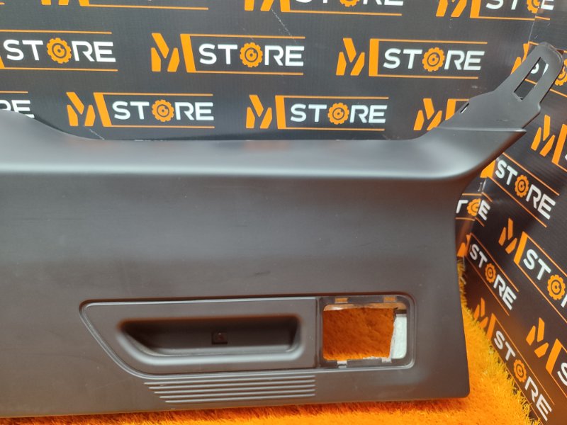 обшивка двери багажника, 1010 рублей, Красноярск