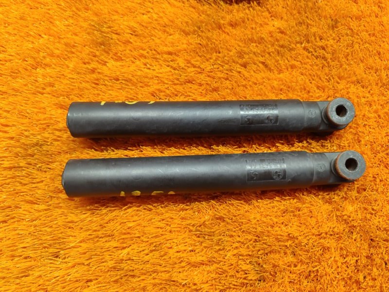 амортизатор багажника, 700 рублей, Красноярск