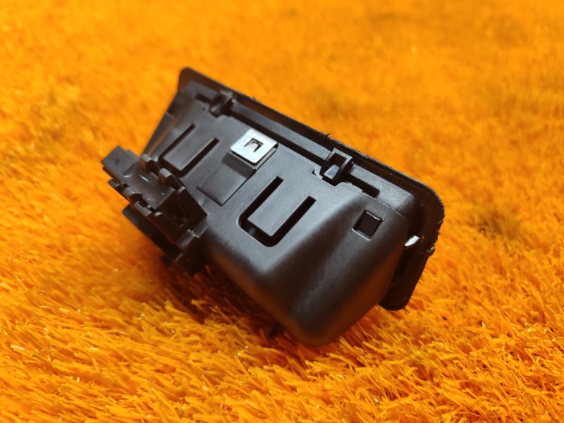 ручка багажника, 1000 рублей, Красноярск