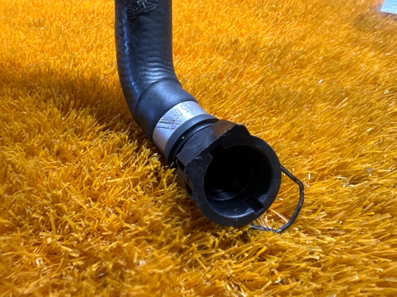 Патрубок системы охлаждения, 800 рублей, Красноярск