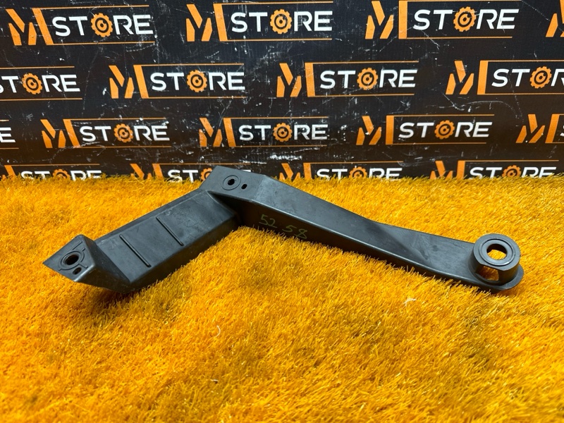 крепление бампера, 200 рублей, Красноярск