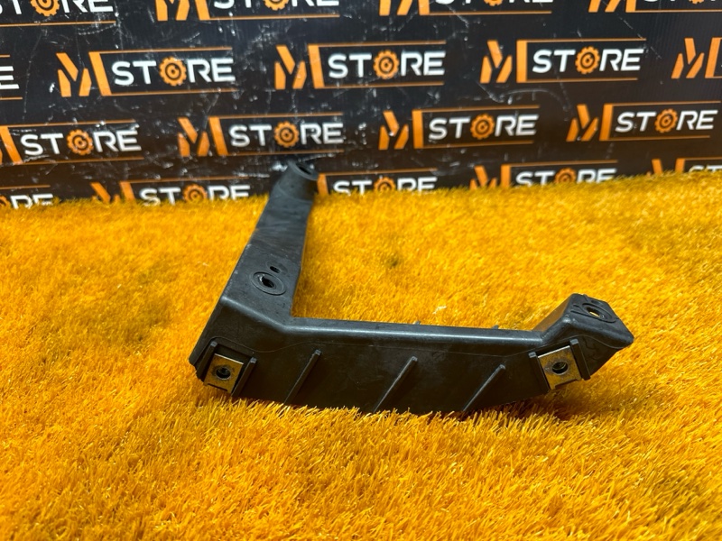 крепление бампера, 200 рублей, Красноярск