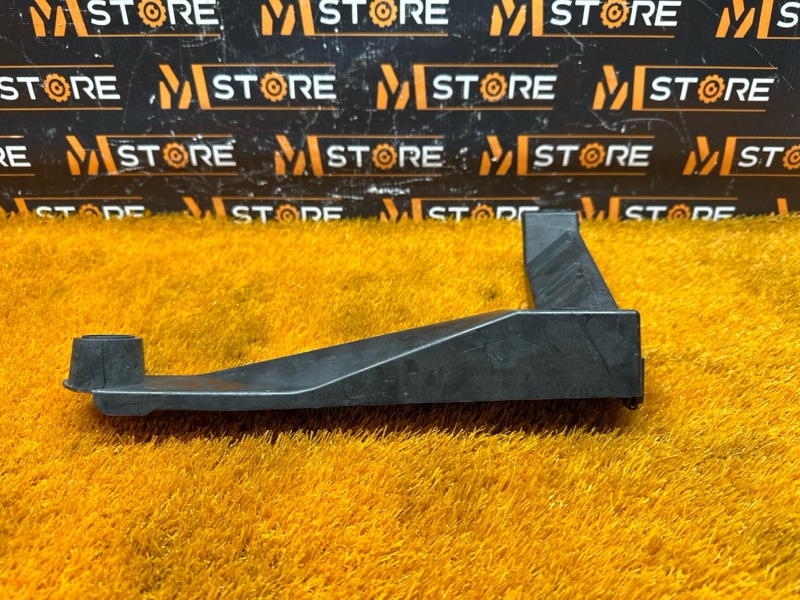 крепление бампера, 200 рублей, Красноярск