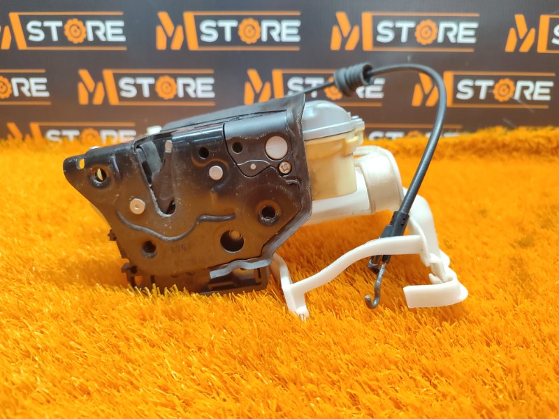 замок двери, 1060 рублей, Красноярск