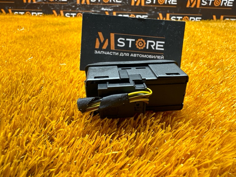 Кнопка люка, 300 рублей, Красноярск