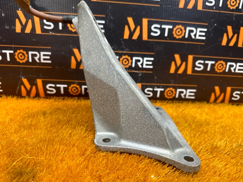 Кронштейн подушки двигателя, 500 рублей, Красноярск