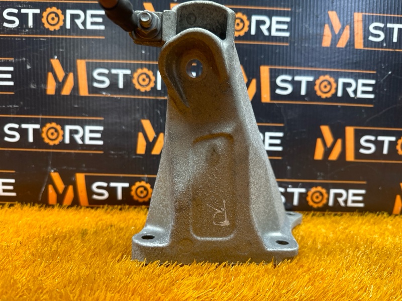 Кронштейн подушки двигателя, 500 рублей, Красноярск