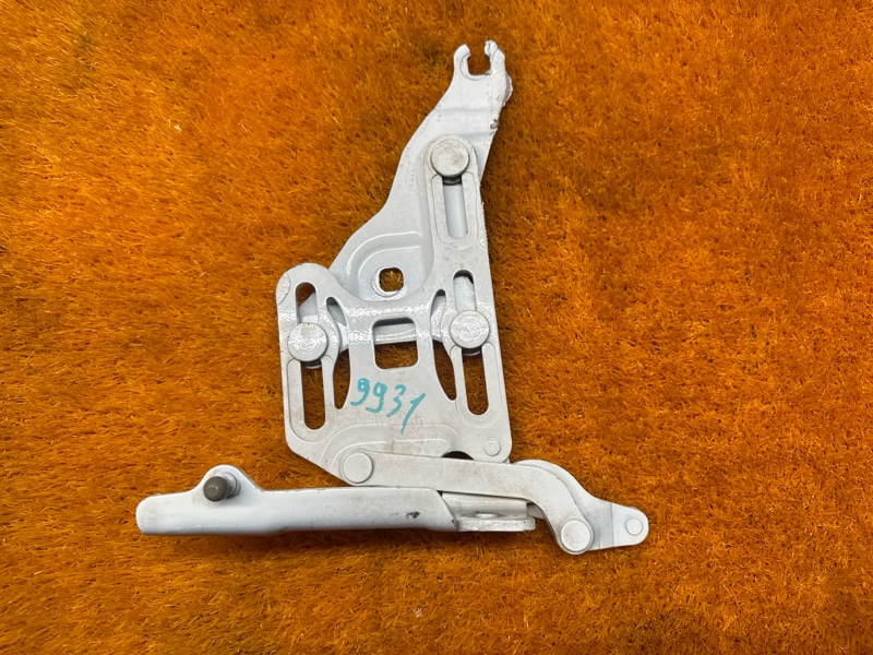 петля капота, 1330 рублей, Красноярск