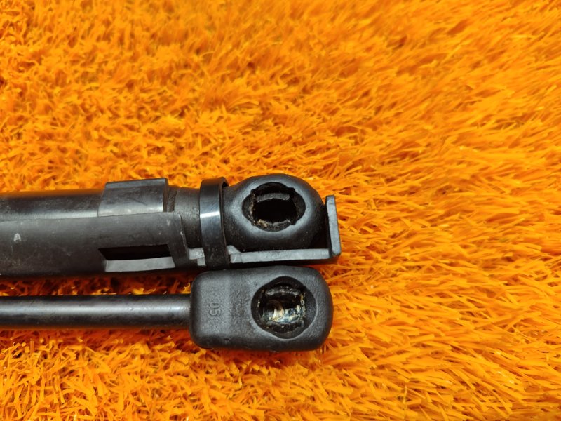 амортизатор капота, 500 рублей, Красноярск