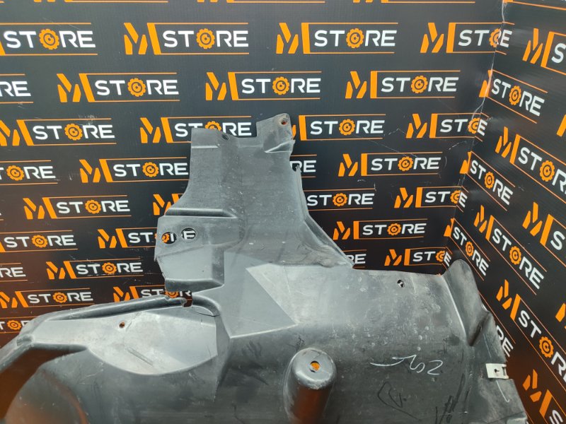 подкрылок, 900 рублей, Красноярск